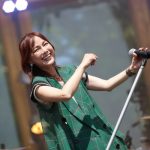 【ライブレポート】相川七瀬がヒット曲満載のステージを展開。次男リオもドラムスで参戦！＜LuckyFM Green Festival＞