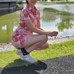 【写真特集】若林ありか、クールなアロハ柄のタイトミニワンピースでベストオブミス・チャリティーゴルフに参戦! 「美容の仕事を通じて子育て世代の女性が更に輝けるように」