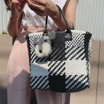 新木優子、弾ける笑顔でノースリーブの夏コーデを公開！