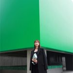 近藤千尋、美麗でクールな姿を披露!「クールビューティですねぇ」「小顔過ぎて羨ましいです」