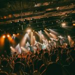 石崎ひゅーい、10周年ワンマンライブ開催!盟友菅田将暉がサプライズ登場で新曲「あいもかわらず」を初披露