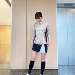 鷲見玲奈アナがミニスカ＆ノースリーブのゴルフコーデで魅了「ミニスカ似合うなぁー」「美脚」とファン歓喜