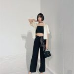 玉城ティナ、ヘソ出しオールブラックな私服コーデでスレンダーボディを披露！