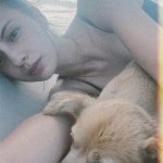 マギー、水着姿でスリムな抜群ボディに歓喜の声！「国宝級モデル」「スタイルヤバイ」