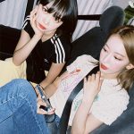 宮脇咲良、日本の街に降臨!プライベートショットに「オーラえぐい」「日本におることがこんなに尊いなんて」の声