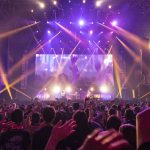 サンボマスター、『全員優勝！』の熱狂ステージで「矢沢フェス」を盛り上げる！！＜「ONE NIGHT SHOW 2022」Day2＞