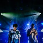 石崎ひゅーい、10周年ワンマンライブ開催!盟友菅田将暉がサプライズ登場で新曲「あいもかわらず」を初披露
