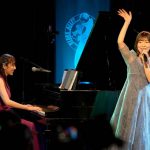 岩佐美咲と松井咲子が一日限りのスペシャルライブでファンを魅了