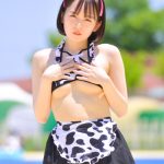 【写真特集 12枚】春さりな（ワンスアチャンス）、下乳こぼれる牛柄ビキニにモーレツ熱視線！！＜近代麻雀水着祭2022＞