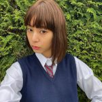 新木優子、ボブカット×制服ショットに反響ぞくぞく！