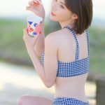 【写真特集 10枚】深田えいみ、ビキニ姿で食べるかき氷の所作に視線釘付け！＜近代麻雀水着祭2022＞
