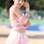 【写真特集 7枚】後藤ひなの（dela）、ガーリーなピンクビキニで魅せるセクシーな脚線美に注目！＜近代麻雀水着祭2022＞