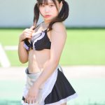 【写真 5枚】本間のゆり（にゅ〜わ）、ツインテール×ふっくらバストに釘付けなメイド風ビキニ披露！