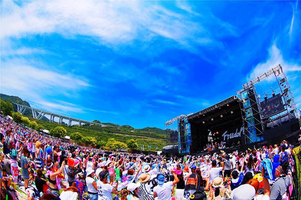 MINMI主催フェス「FREEDOM 青空 2022 淡路島」、HAN-KUNの電撃出演が決定