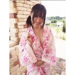 女子プロレスラー・HARUKAZE、着崩した浴衣から美谷間チラリ「目のやり場が」