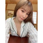 NMB48・石田優美、パジャマから美谷間チラリなセクシー自撮りを大公開！