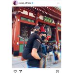 菜々緒、兄に背負われた仲睦まじい兄妹ショット公開！