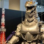 釈由美子、20年越しに相棒・3式機龍（メカゴジラ）と2ショット！イベントにもプライベートで参加