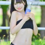 【写真 5枚】桜井もも（にゅ〜わ）、セクシーな黒ビキニで美ボディをお届け＜近代麻雀水着祭2022＞