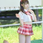 【写真特集 10枚】達家真姫宝（煌めき☆アンフォレント）、赤チェックの制服コスチュームで美谷間チラリ！＜近代麻雀水着祭2022＞