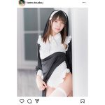 東堂とも、ハイレグシスターに扮して太もも披露！