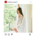 宇野実彩子（AAA）、肩出しセクシーな振り向きショットに歓喜の声！