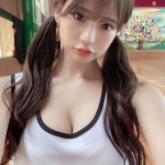 NMB48・和田海佑「着方あってるかな？」、ユニフォーム姿で美谷間チラリ