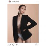 RIZINガール・福江ななか、素肌にジャケット姿「動いたら見えちゃう」「綺麗過ぎて見惚れます」と歓喜の声！