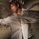 「TVガイドVOICE STARS Dandyism」羽多野渉がレスリー・キーとの初セッションに臨んだ先行カットを公開