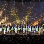 少女歌劇団ミモザーヌ、大阪・夏公演で代表曲「ミモザのように」を新アレンジで熱唱！