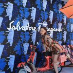 emma、オールフェラガモコーデで美脚あらわなクールな装いを公開！