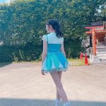トリンドル玲奈、ポニテ×超ミニ丈で美脚際立つアイドルショット披露！