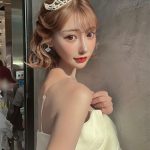 明日花キララ、ふっくら美バストと美谷間あらわな純白プリンセスドレス姿を披露！