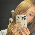 宮脇咲良、美しい陶器肌な超近距離自撮りショットにファン歓喜！