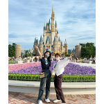 橋本環奈、浜辺美波とディズニーランドでの2ショットを公開！「豪華メンツ！！ヤバすぎる」「尊いの極み」