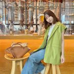 サイサイ・山内あいな、ノースリ姿でビールを飲むプライベートショット公開！