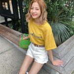 lol-エルオーエル-・hibiki、超ショーパンで生足太もも際立つ夏コーデ披露！