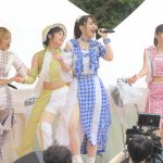 アップアップガールズ（仮）、「TIF2022」初日で煽りMAXの爽快パフォーマンス！＜TOKYO IDOL FESTIVAL 2022 supported by にしたんクリニック＞
