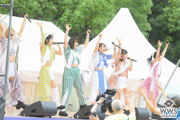 アップアップガールズ（仮）、「TIF2022」初日で煽りMAXの爽快パフォーマンス！＜TOKYO IDOL FESTIVAL 2022 supported by にしたんクリニック＞