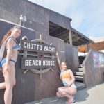 【ミス江ノ島 海の家レポート】現役看護師＆ダンス講師、MISS ENOSHIMA 初代・東浜海岸アンバサダーガールがCHOTTO YACHT BEACH HOUSE、CRAZY CREW、J:COMシーサイドサウナをレポート！