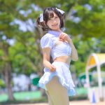 【写真特集 11枚】藤本南（dela）、激甘ガーリーなウェイトレス風衣装にドキドキ！＜近代麻雀水着祭2022＞