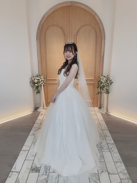 NGT48・對馬優菜子、せっかちなウエディングドレス姿に「美しすぎる」「見惚れちゃうよ」の声