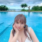 NMB48・堀詩音、水着からこぼれる破壊力バツグンな美バストで釘付け！