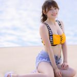 【写真特集 17枚】広山楓（notall）、スポーティなお腹見せコーデで届ける健康美ボディ＜近代麻雀水着祭2022＞