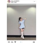 #ババババンビ・岸みゆ、超ミニワンピから美脚全開！