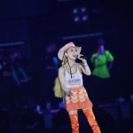 加藤ミリヤが関コレで圧巻のライブパフォーマンス！＜EXIA Presents 関西コレクション 2022 A/W＞