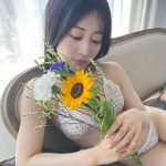 NMB48・川上千尋、オトナな表情にドキドキの水着オフショットに歓喜の声「最高に素敵」