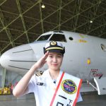 2021ミスユニバーシティ吉田三莉さん、海上自衛隊 下総航空基地で一日広報大使に就任