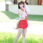 【写真特集 8枚】美里朱音（Pretty Ash）、キツネ耳×巫女コスチューム姿を披露＜近代麻雀水着祭2022＞