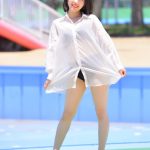 【写真特集 7枚】美里朱音（Pretty Ash）、スケスケな『彼シャツ』ビキニをセクシー＆キュートに披露！＜近代麻雀水着祭2022＞